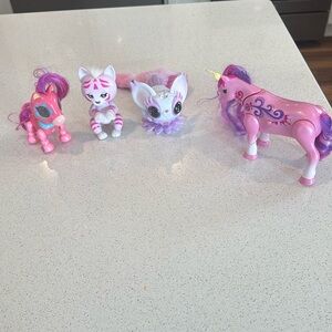 Little live pets pony - Zoomer Zupps Pretty Pony-Fingerling- WowWee Pixie